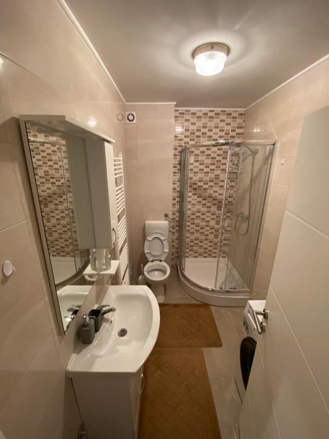 Apartman Ml Lukavica Exterior photo