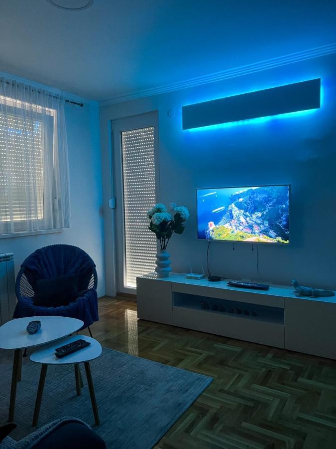 Apartman Ml Lukavica Exterior photo